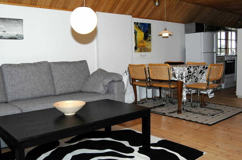 Photo 5 - 4 Person Holiday Home in Blavand