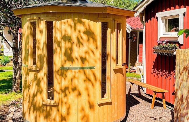 Charming Summer Cottage With Sauna-by Traum - Photo 1