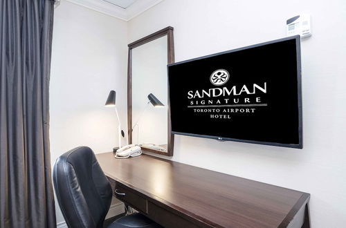 Photo 36 - Sandman Signature Toronto Airport Hotel