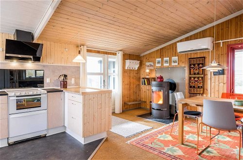 Photo 9 - 5 Person Holiday Home in Hvide Sande