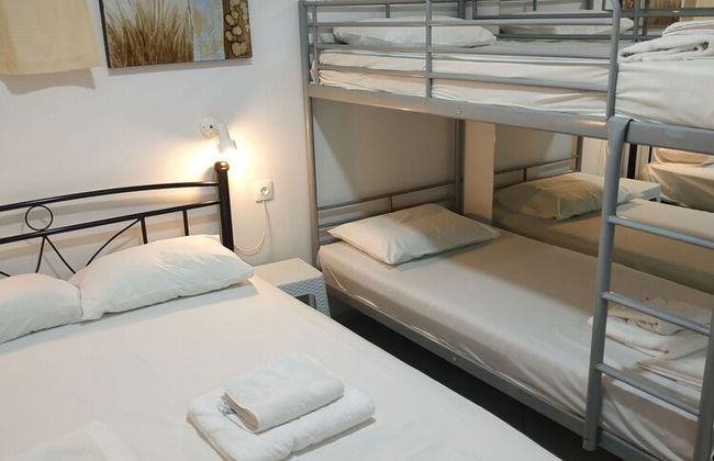 Super Economy Studio Located On the Ground Floor No Balcony - Photo 4