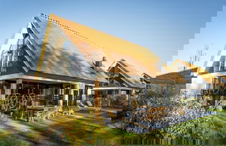 Foto 1 - Luxury Villa With Sauna Near the Beach