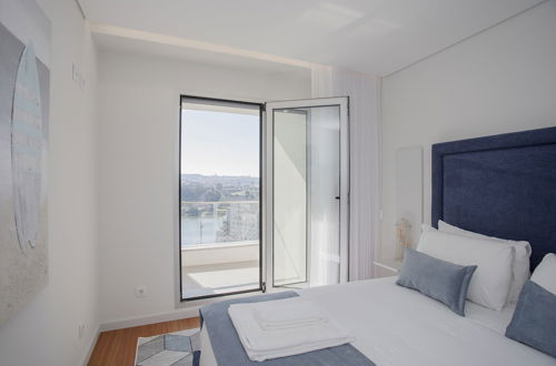 Photo 13 - Liiiving - Luxury River View Apartment X