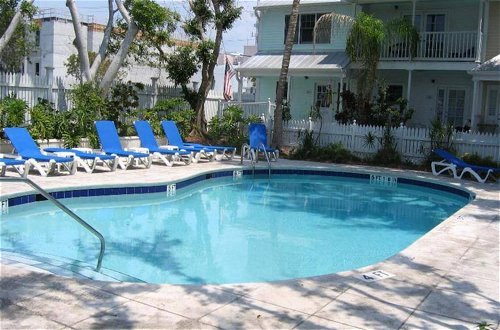 Foto 22 - Linger Longer by Avantstay Key West Walkable Gated Community, Shared Pool Week Long Stays Only