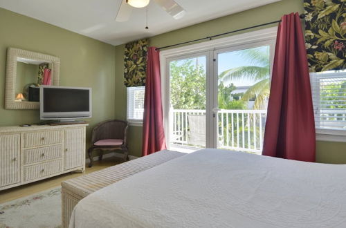 Photo 4 - Linger Longer by Avantstay Key West Walkable Gated Community, Shared Pool Week Long Stays Only