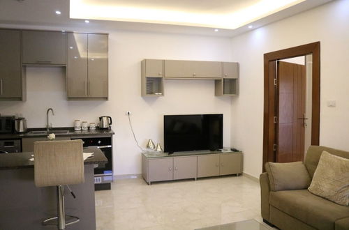 Photo 27 - Amazing one Bedroom Apartment in Amman, Elwebdah 5