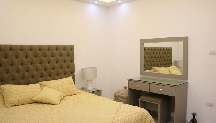 Photo 1 - Amazing one Bedroom Apartment in Amman, Elwebdah 7