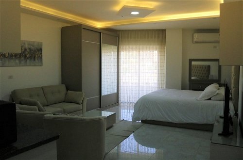Foto 8 - Amazing one Bedroom Apartment in Amman, Elwebdah 5