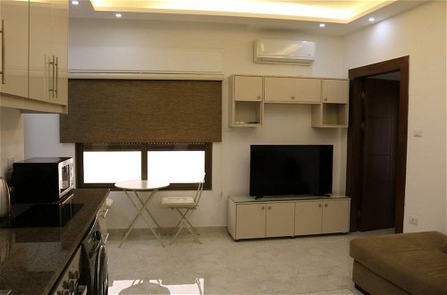 Foto 23 - Amazing one Bedroom Apartment in Amman, Elwebdah 5