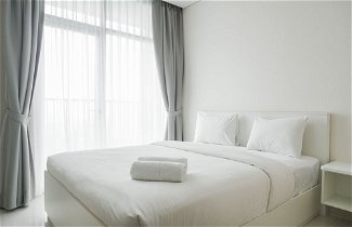 Photo 2 - Modern And Comfort Studio At Ciputra International Apartment