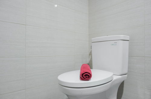 Foto 1 - Modern And Comfort Studio At Ciputra International Apartment