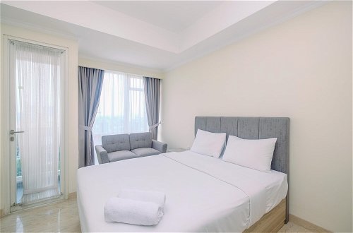 Foto 19 - Warm and Cozy Studio Room at Menteng Park Apartment