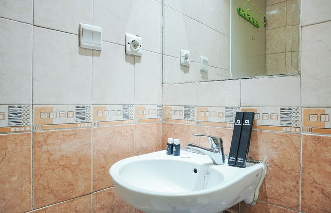 Comfy 2BR Apartment at City Home MOI Kelapa Gading - Photo 20