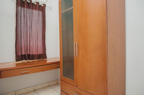 Foto 6 - Comfy 2BR Apartment at City Home MOI Kelapa Gading