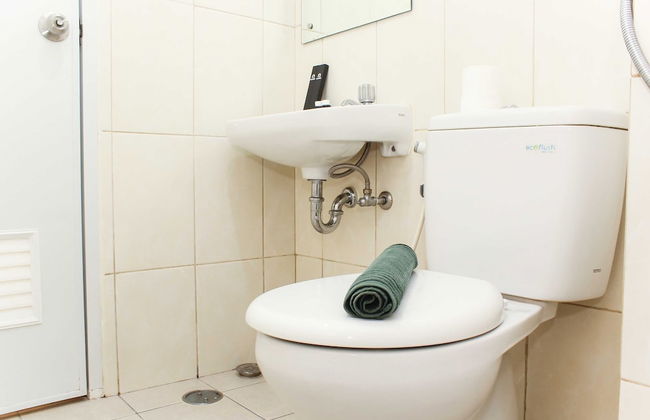 Comfort Living 2Br At Springlake Summarecon Bekasi Apartment - Photo 10