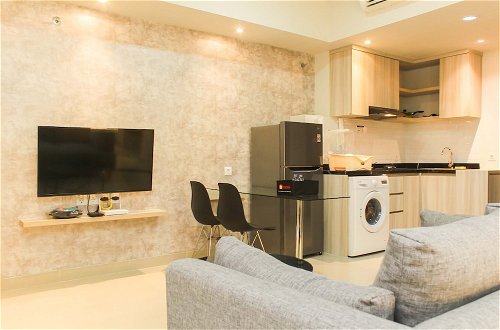 Photo 6 - Modern And Spacious Studio Apartment At Mustika Golf Residence