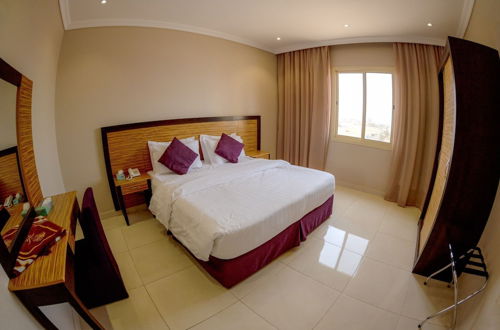 Photo 12 - Orchid Suites 4