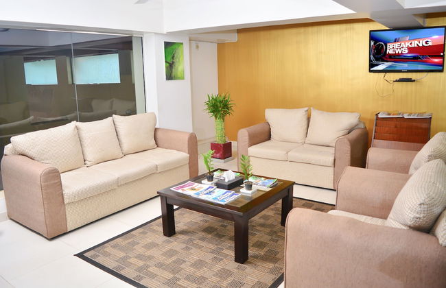 Unique Towers Luxury Boutique Suites - Foto 2