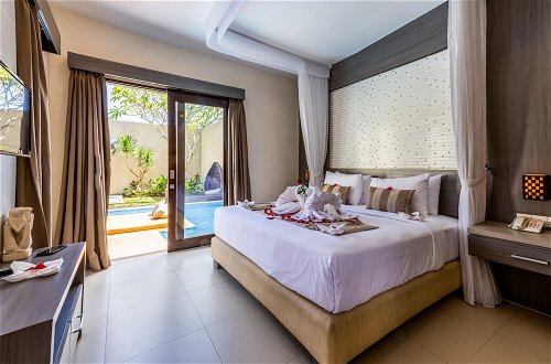 Photo 21 - Luxotic Private Villa and Resort