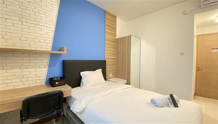 Foto 1 - Smart Studio Room Semi Apartment at The Lodge Paskal near BINUS University