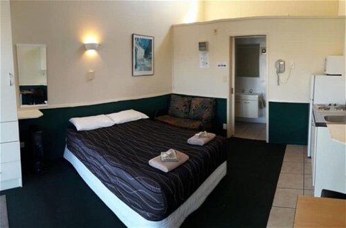 Photo 26 - Auckland Northshore Motels & Holiday Park
