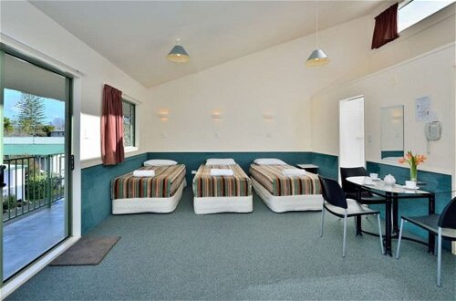 Foto 28 - Auckland Northshore Motels & Holiday Park