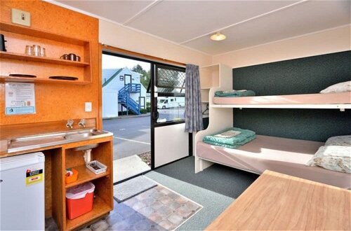 Foto 25 - Auckland Northshore Motels & Holiday Park