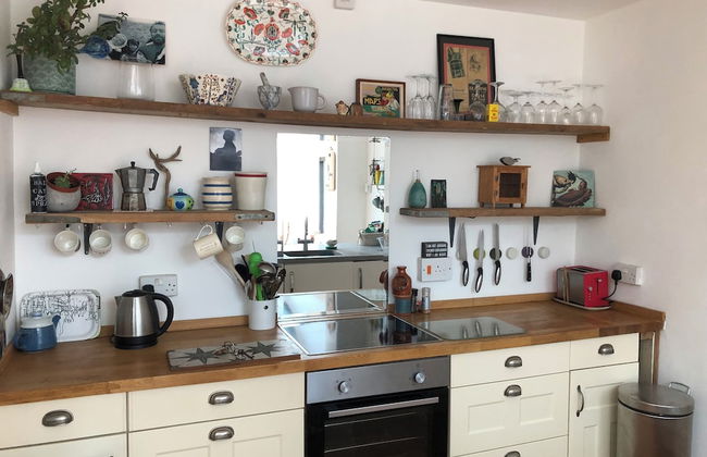 5 Bed House - Sleeps 15 - Pets - Garden - Parking - Foto 6