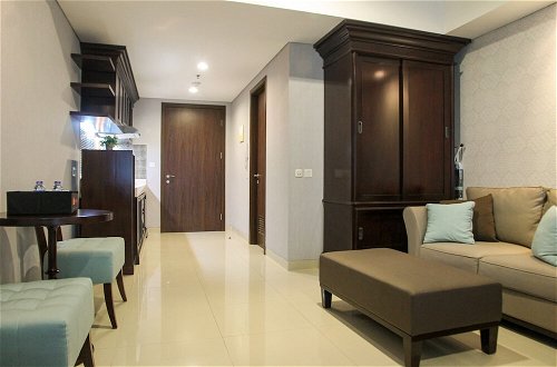 Foto 5 - Elegant Studio Kemang Village Apartment