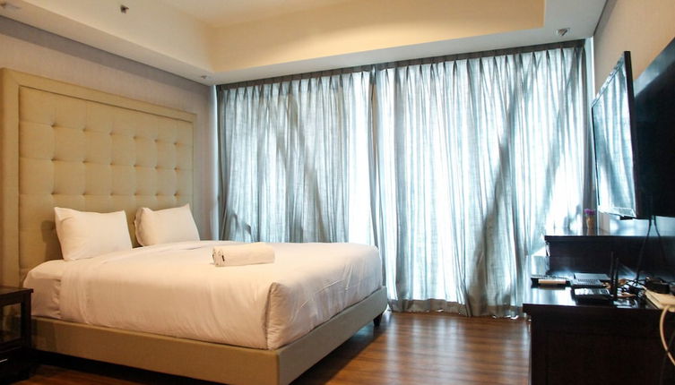 Photo 1 - Elegant Studio Kemang Village Apartment