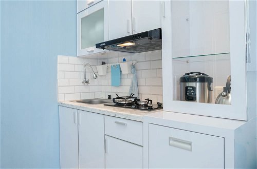 Foto 10 - Best Comfy and Modern 2BR Green Pramuka Apartment