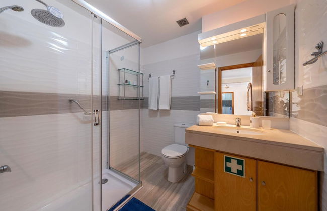Harmonia Apartment by Atlantic Holiday - Photo 18