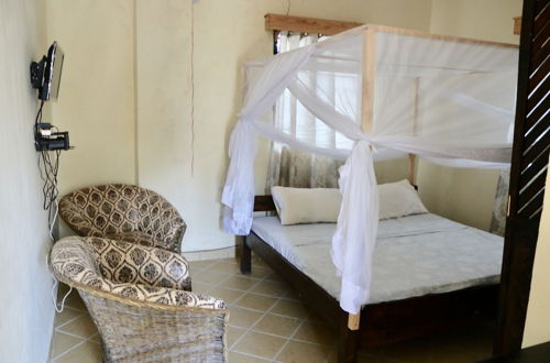 Photo 3 - Lovely 4-bed Villa Family Oriented or a Smallgroup