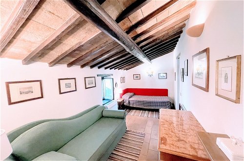 Photo 62 - Spoleto Splash Casa Vicolo, a Fabulous Country Cottage Sleeps 4/5/wifi/aircon