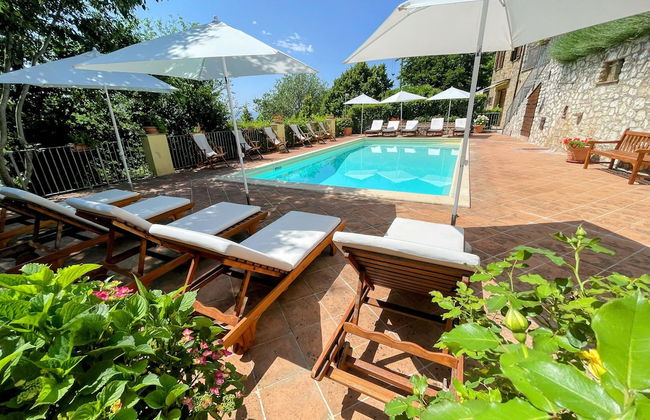 Luxurious Umbrian Retreat for 10 With Private Terrace and Pool - Foto 70