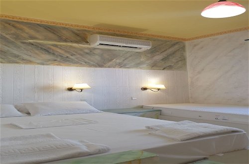 Photo 3 - Standard big Room Apartment in Blue Aegean With Shared Pool, Kitchen and Ac