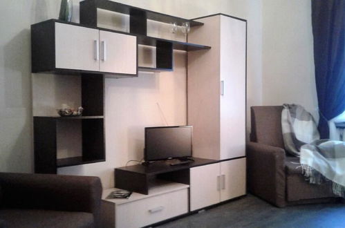 Photo 3 - Apartment on Novgorodskoi