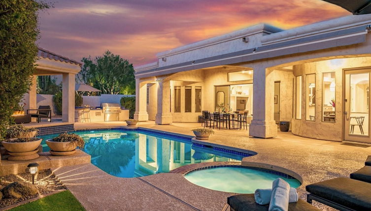 Photo 1 - Solstice by Avantstay Contemporary Oasis w/ Pool, Spa & Bar in Gated Community