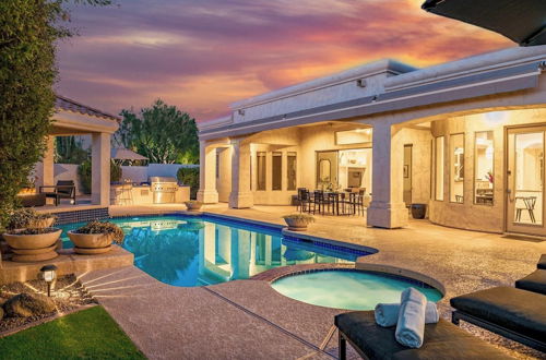 Photo 1 - Solstice by Avantstay Contemporary Oasis w/ Pool, Spa & Bar in Gated Community