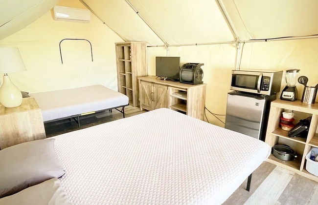 Son's Blue River Camp Glamping Cabin U - Foto 15