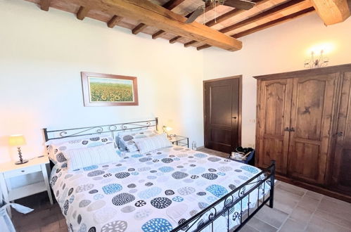 Foto 6 - Sleeps 10. Pool, Grounds, Villa, Veranda, Child Play Area - all Beautiful. Wifi