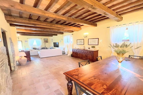 Foto 52 - Sleeps 10. Pool, Grounds, Villa, Veranda, Child Play Area - all Beautiful. Wifi