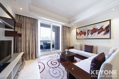 Photo 20 - KOHH – 2BR + Maids Room in Grandeur Residences