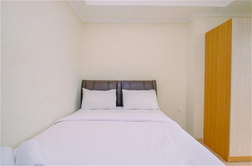 Photo 3 - Best Deal And Comfy Studio At Menteng Park Apartment