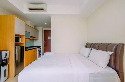 Foto 2 - Best Deal And Comfy Studio At Menteng Park Apartment