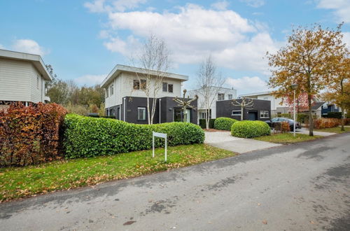 Photo 56 - Modern Villa in Harderwijk with Hot Tub