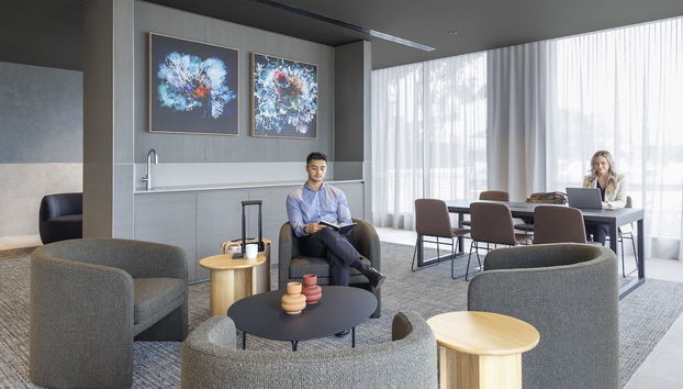 Lobby-Lounge
