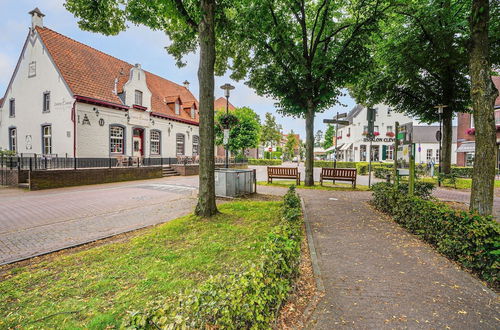 Photo 24 - Cozy Apartment in Grubbenvorst In a Hotel With Terrace