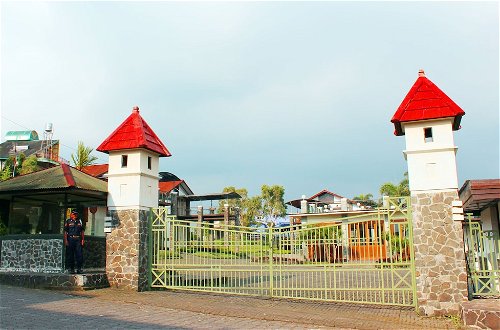 Foto 12 - De Villa Istana Bunga by HouseinBandung