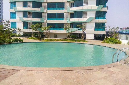 Foto 20 - Pleasant and Modern 2BR Grand Kamala Lagoon Apartment